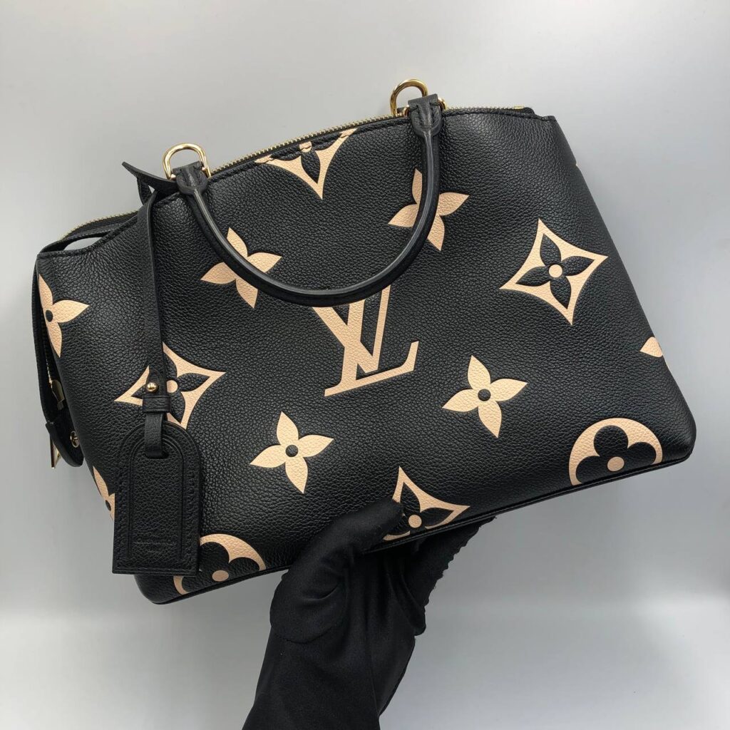 Louis Vuitton Bag PETIT PALAIS