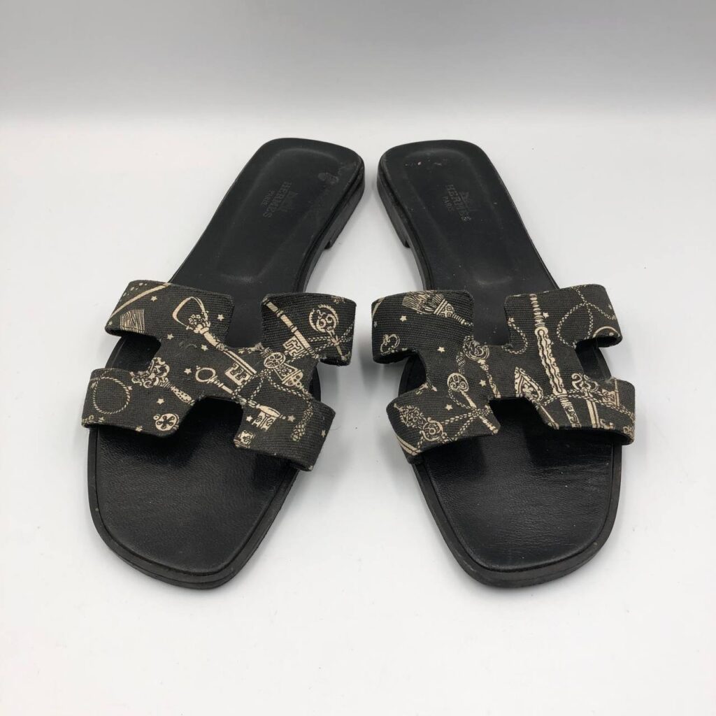 Hermes Shoes Oran Sandals