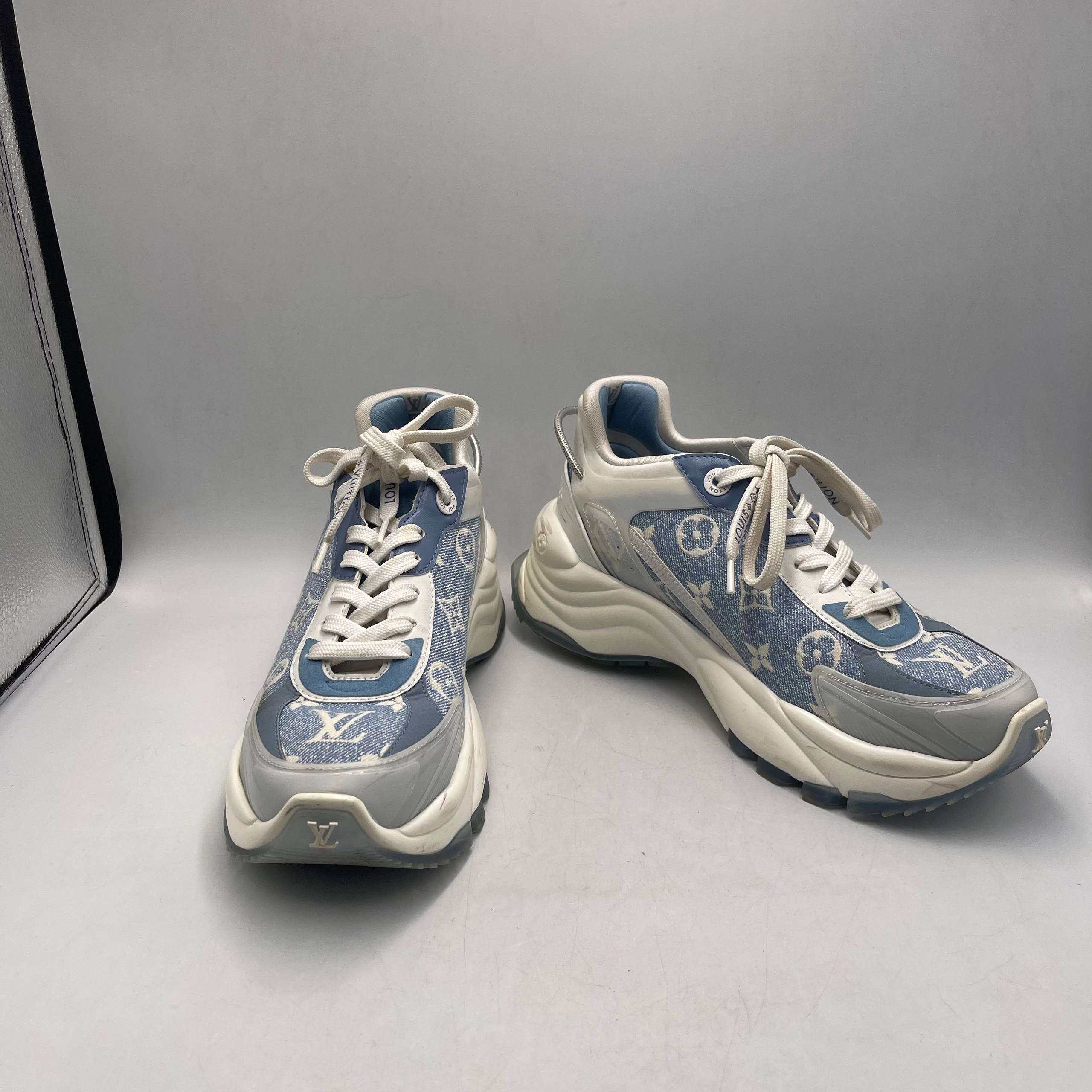 LOUIS VUITTON SHOES Run 55 Trainers