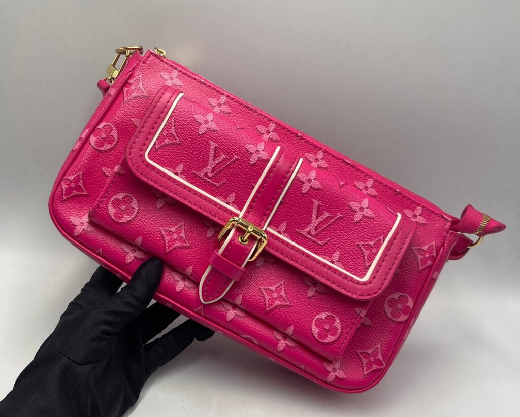 Louis Vuitton Monogram Fuchsia Maxi Pochette Accessoires M46461