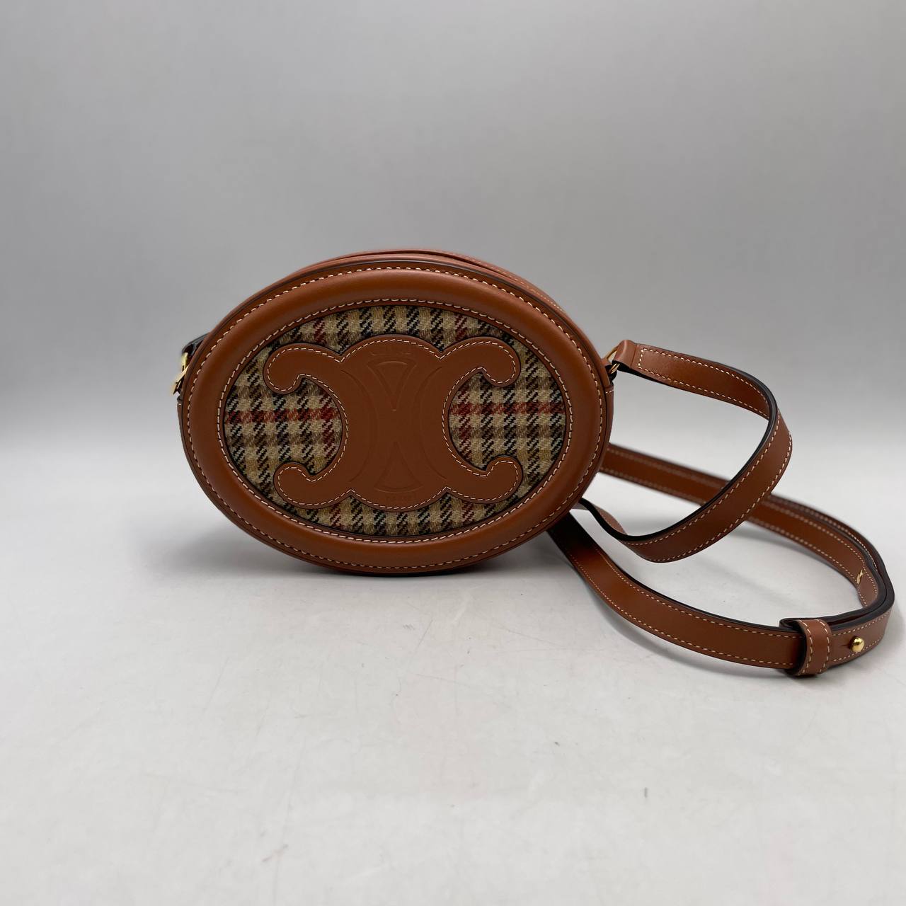 Celine BAG OVAL PURSE CHILE TRIOMPHE