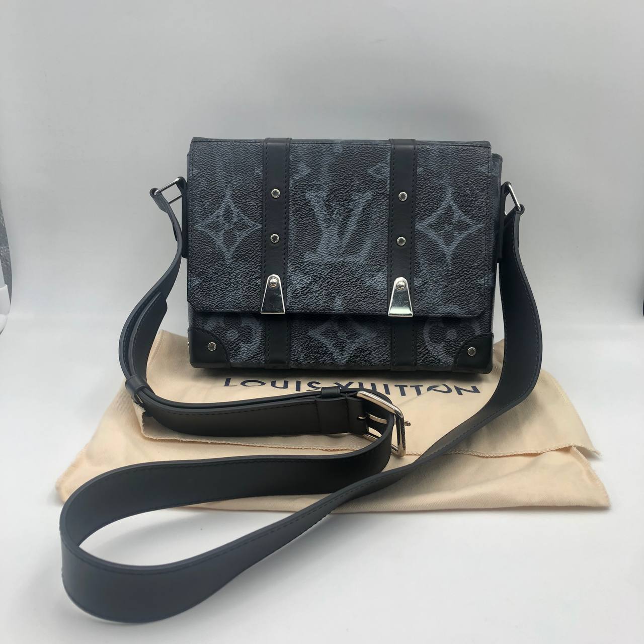 LOUIS VUITTON BAG MONOGRAM TRUNK