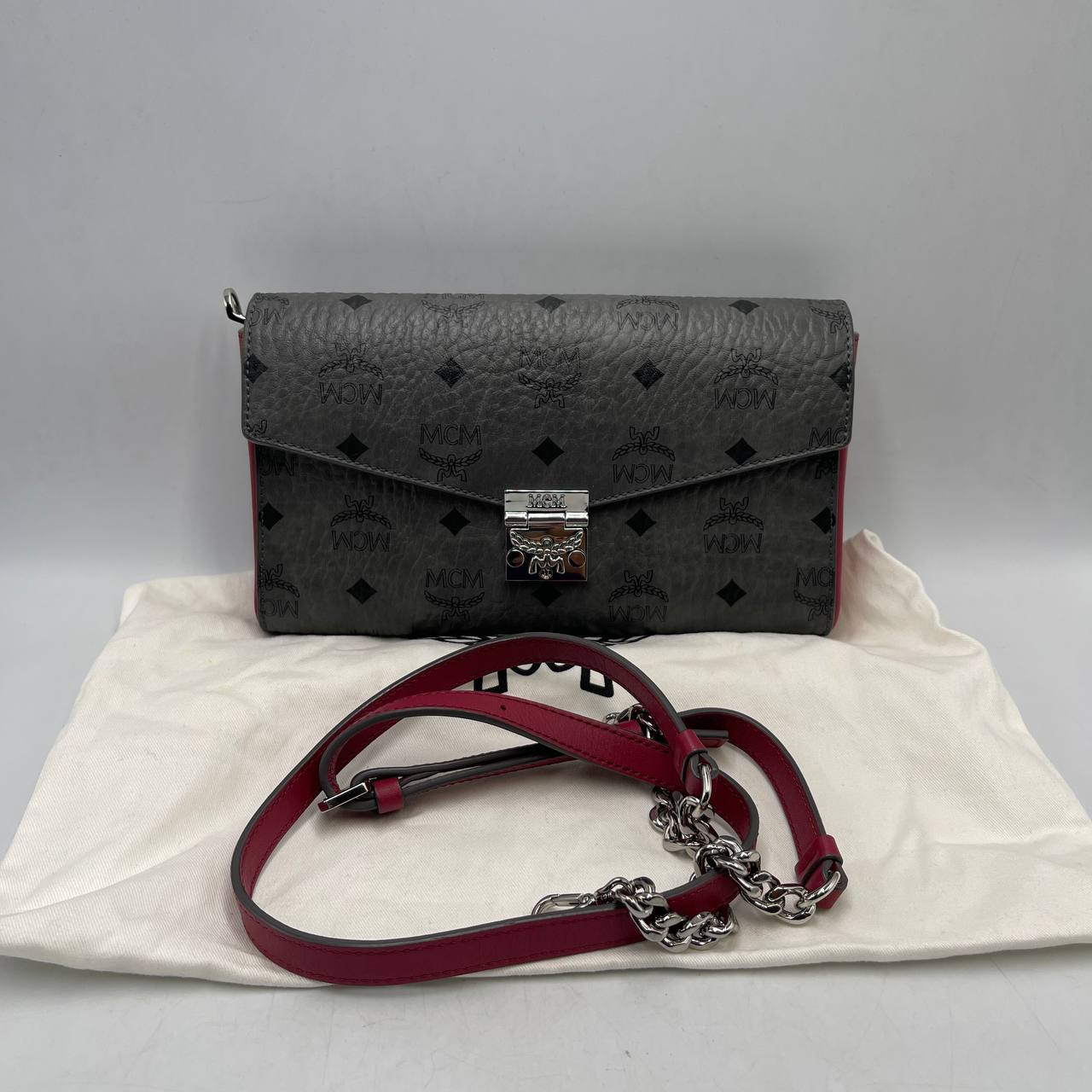MCM BAG WALLET ON CHAIN CROSSBODY GREY, PATRICIA VISETOS CROSSBODY /Wallet on Chain, LEATHER
