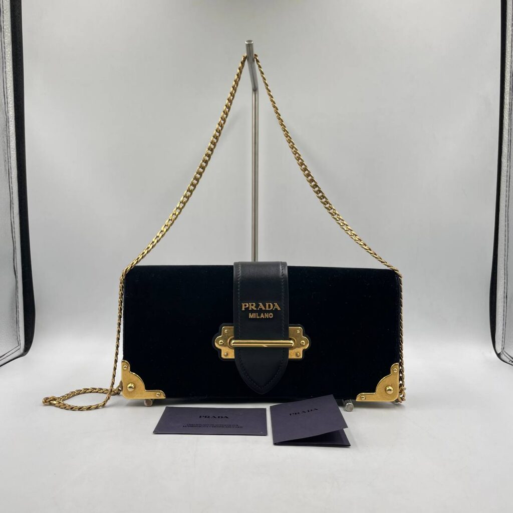 PRADA BAG VELVOT CAHIER CHAIN SHOULDER